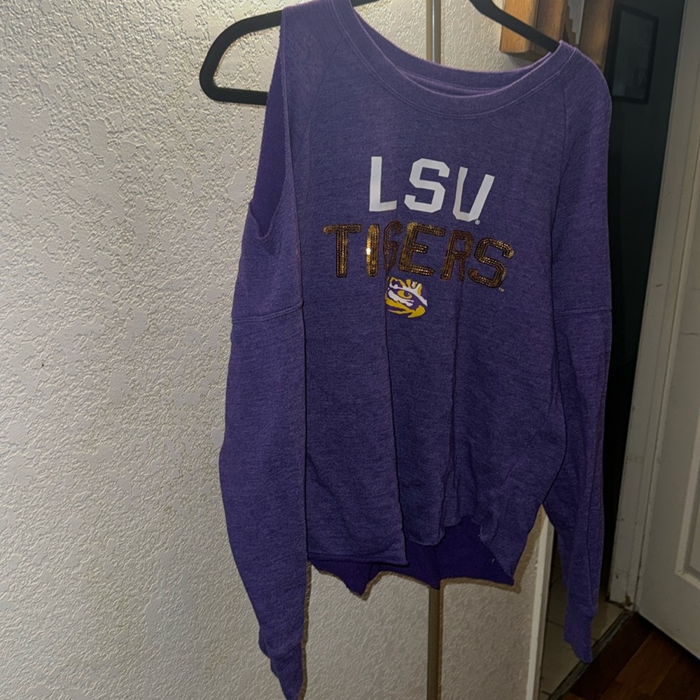 Used great condition LSU sweater